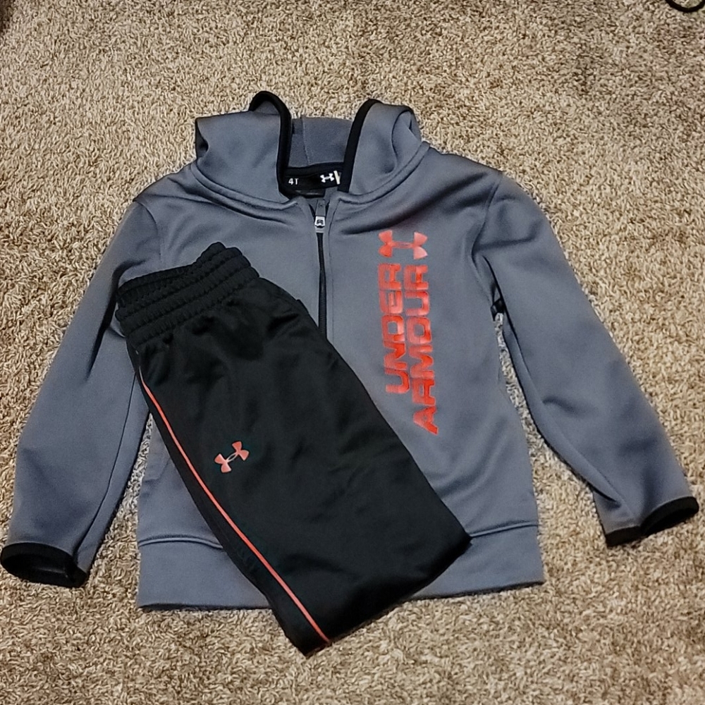 Boys 4t UA set